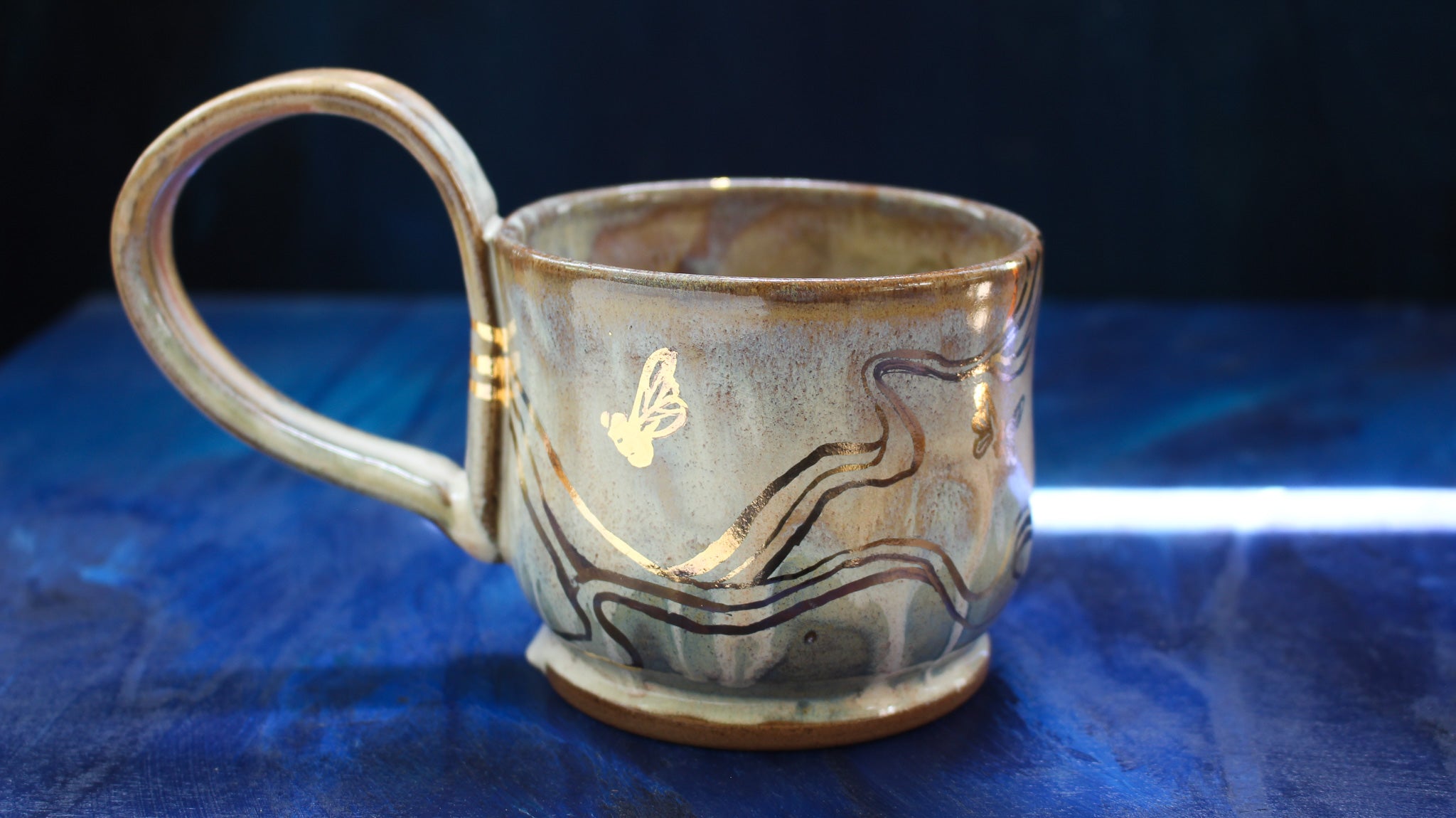 14oz Golden Honey Bee Mug