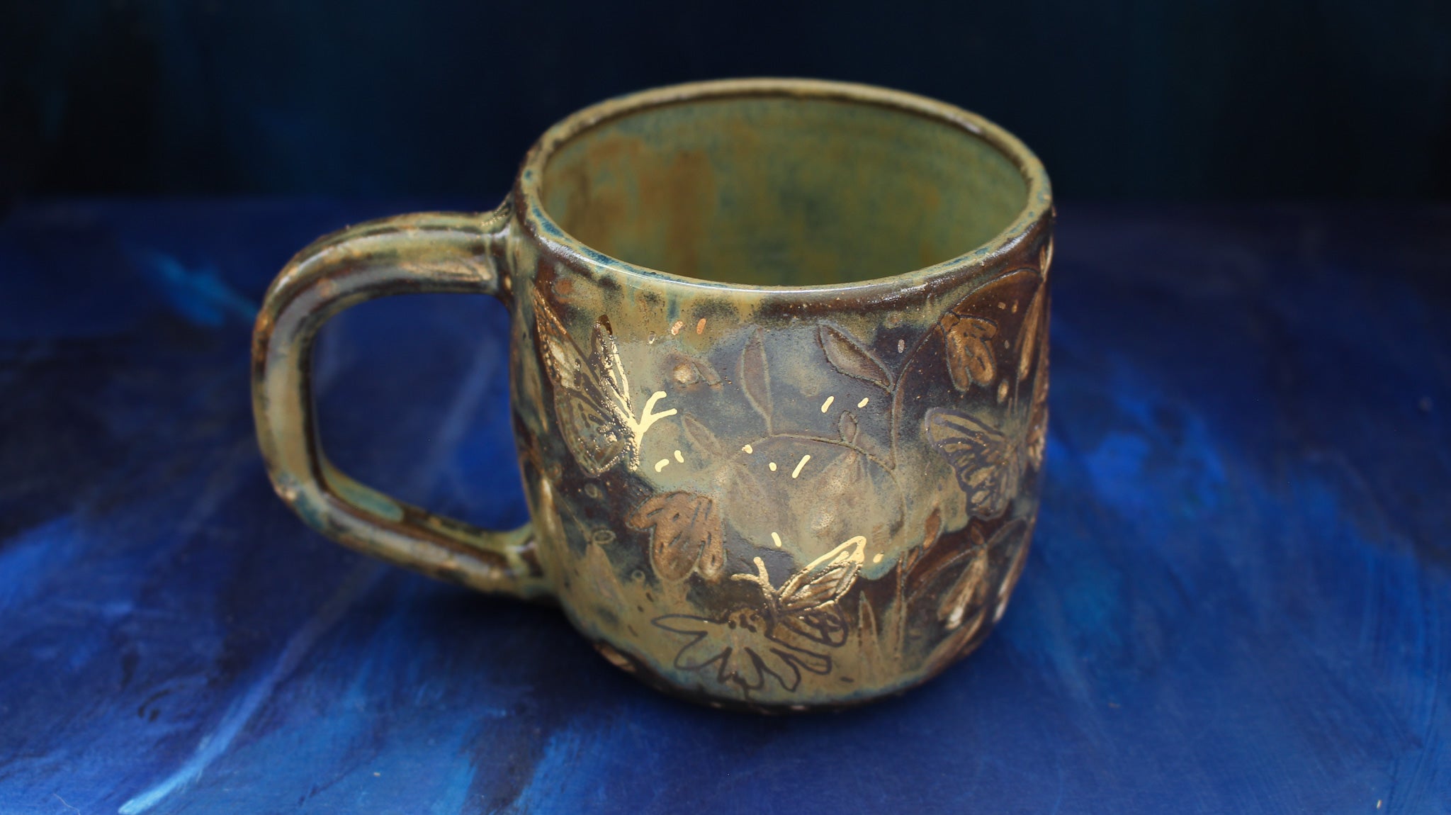 16oz Golden Butterfly Mug