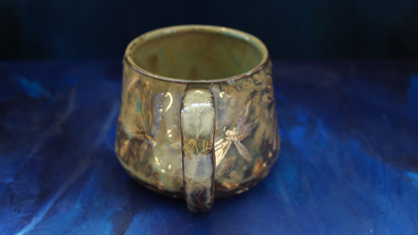 16oz Golden Dragonfly Mug