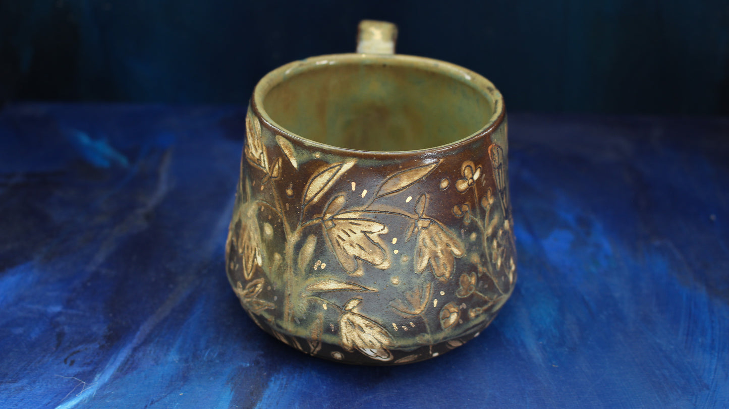 16oz Golden Dragonfly Mug