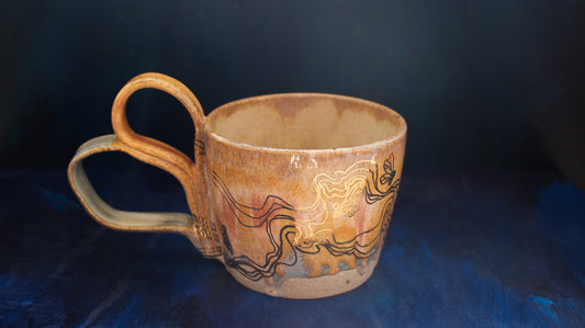 15oz Golden Honey Bee Mug