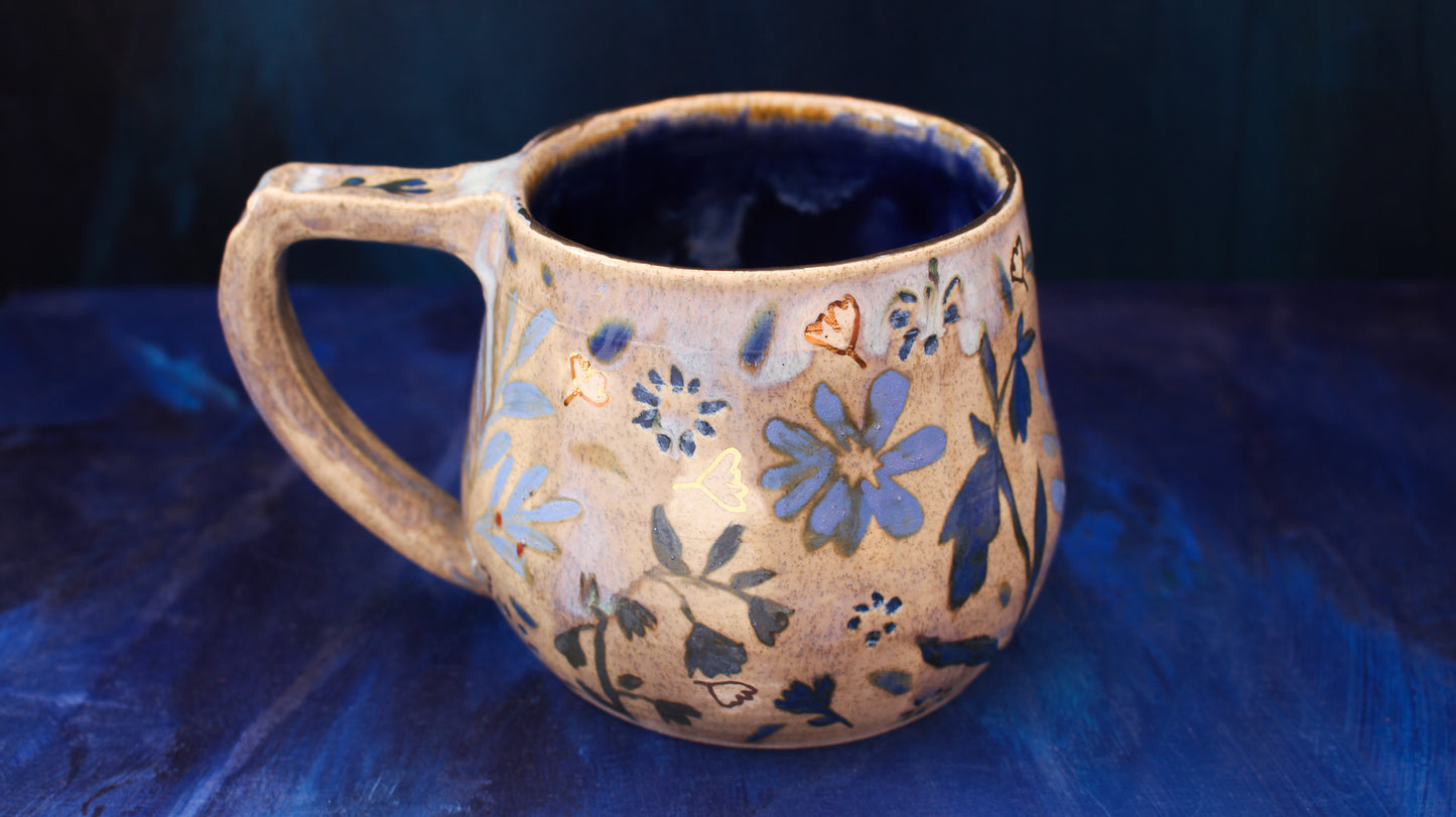 18oz Golden Blue Blossom Mug