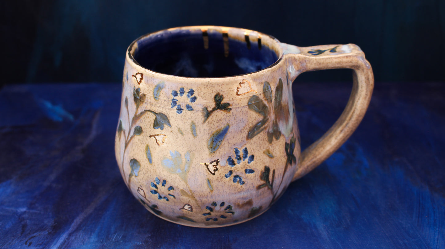 18oz Golden Blue Blossom Mug